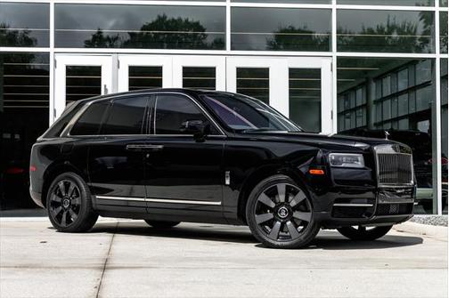 2023 Rolls-Royce Cullinan Base