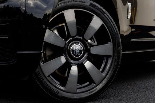 2023 Rolls-Royce Cullinan Base