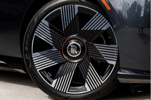 2024 Rolls-Royce Spectre Coupe