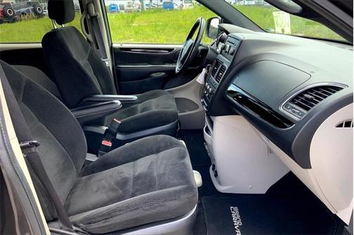 2016 Dodge Grand Caravan AVP/SE