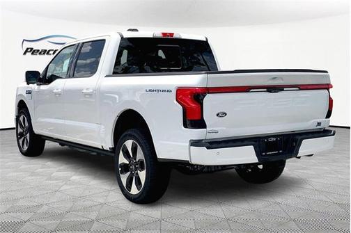 2025 Ford F-150 Lightning Platinum