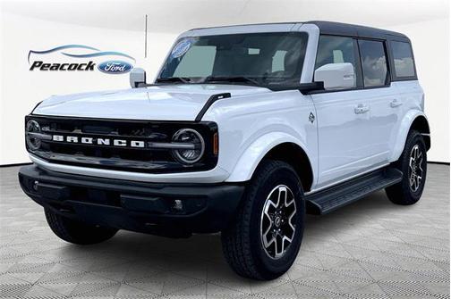 2025 Ford Bronco Outer Banks