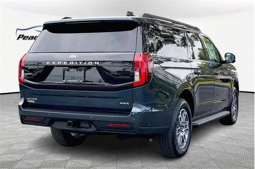 2025 Ford Expedition Max Active 4x2