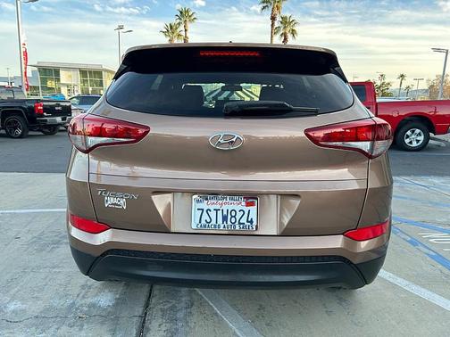 2016 Hyundai TUCSON SE