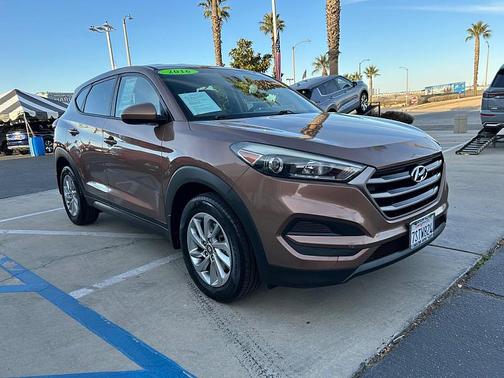 2016 Hyundai TUCSON SE