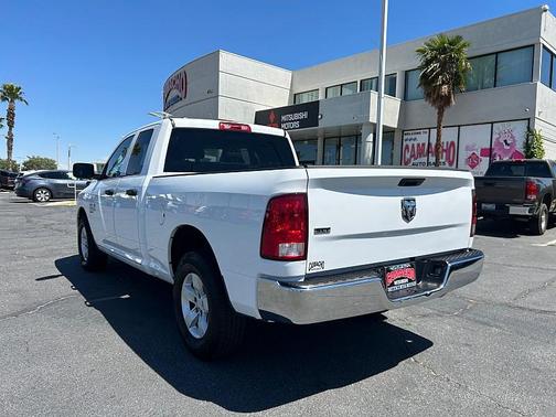 Bright White Clearcoat 2024 RAM 1500 Classic SLT