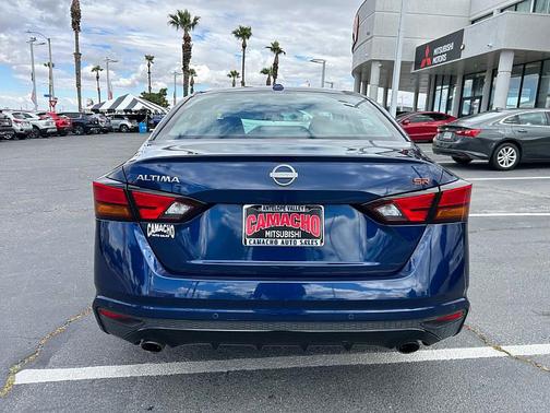 Deep Blue Pearl 2023 Nissan Altima SR FWD