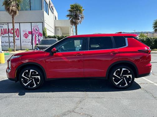 GRAY 2024 Mitsubishi Outlander SE