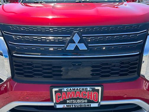 GRAY 2024 Mitsubishi Outlander SE