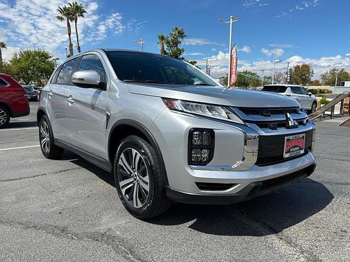 2025 Mitsubishi Outlander Sport SE