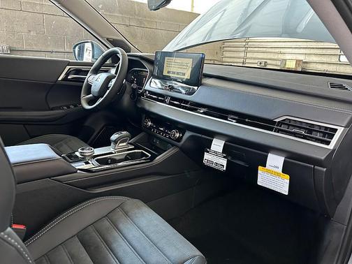 2025 Mitsubishi Outlander SE 2.5 2WD