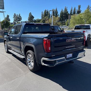 Pacific Blue Metallic 2019 GMC Sierra 1500 SLT