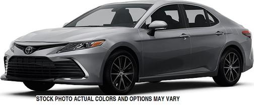 Celestial Silver Metallic 2023 Toyota Camry SE
