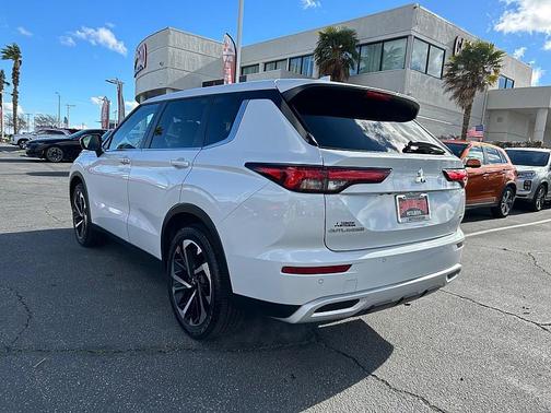 2024 Mitsubishi Outlander SE 2.5 2WD