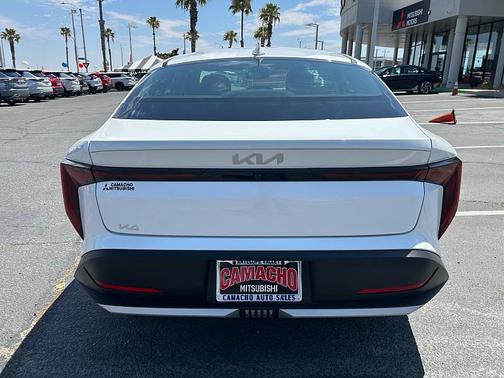 Snow White Pearl 2025 Kia K4 LXS