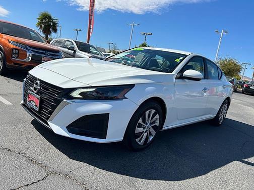 2023 Nissan Altima S FWD