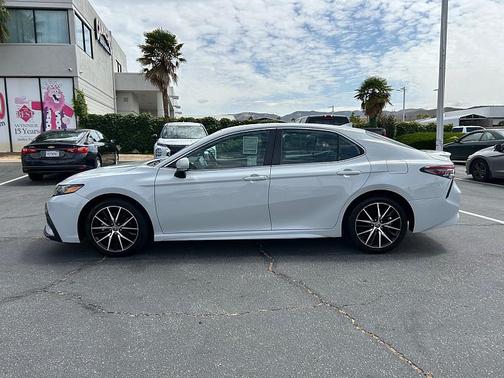 GRAY 2023 Toyota Camry SE
