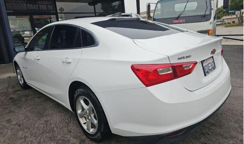Summit White 2018 Chevrolet Malibu 1LS