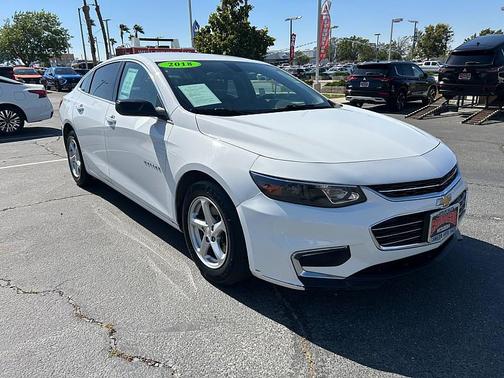 Summit White 2018 Chevrolet Malibu 1LS