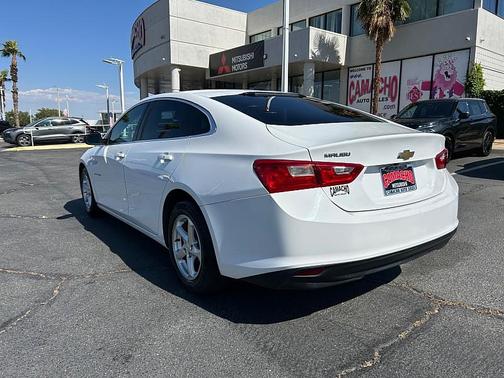 Summit White 2018 Chevrolet Malibu 1LS