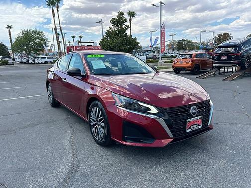Scarlet Ember 2024 Nissan Altima 2.5 SV