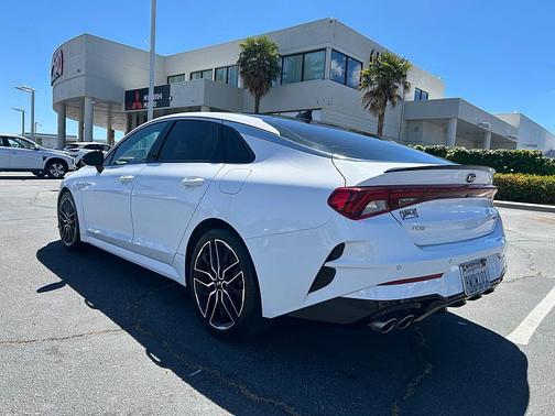 Glacial White Pearl 2021 Kia K5 GT