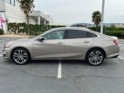 Mineral Gray Metallic 2024 Chevrolet Malibu FWD 2LT