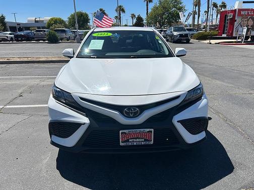 Ice Cap 2023 Toyota Camry SE