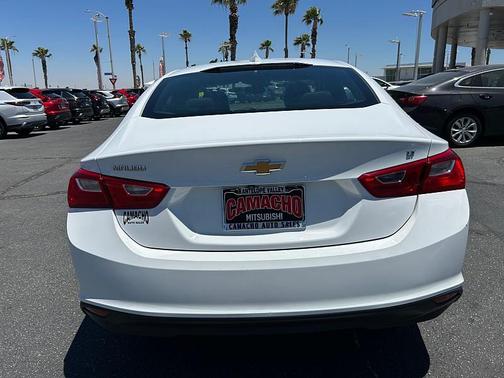 Summit White 2023 Chevrolet Malibu FWD 1LT