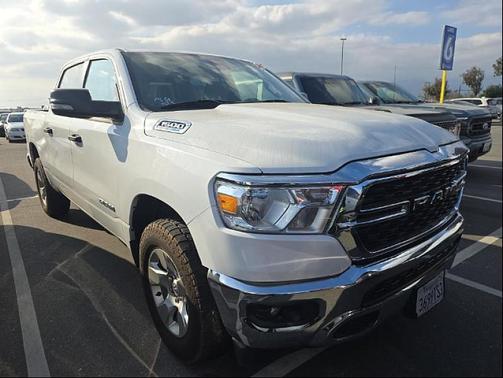 Bright White Clearcoat 2023 RAM 1500 Big Horn/Lone Star