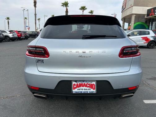 2017 Porsche Macan Base
