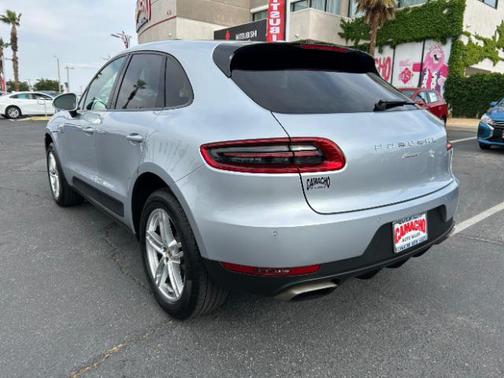 2017 Porsche Macan Base