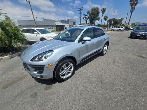 2017 Porsche Macan Base
