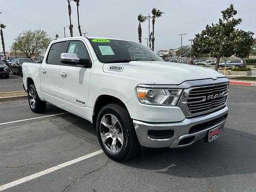 Bright White Clearcoat 2024 RAM 1500 Laramie