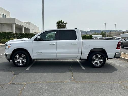 Bright White Clearcoat 2024 RAM 1500 Laramie