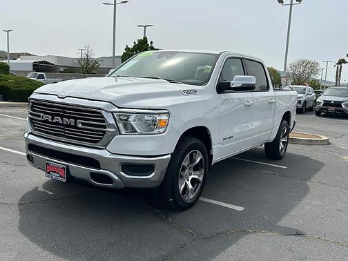 Bright White Clearcoat 2024 RAM 1500 Laramie