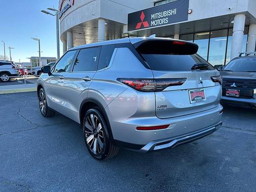 2026 Mitsubishi Outlander SE 1.5T 2WD