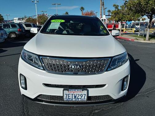 Snow White Pearl 2014 Kia Sorento SX