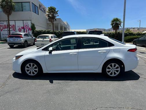 Ice Cap 2023 Toyota Corolla LE