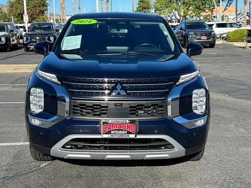 blue 2024 Mitsubishi Outlander SE S-AWC