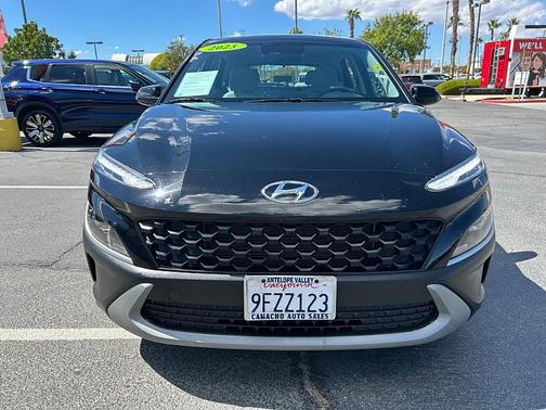 2023 Hyundai KONA SE