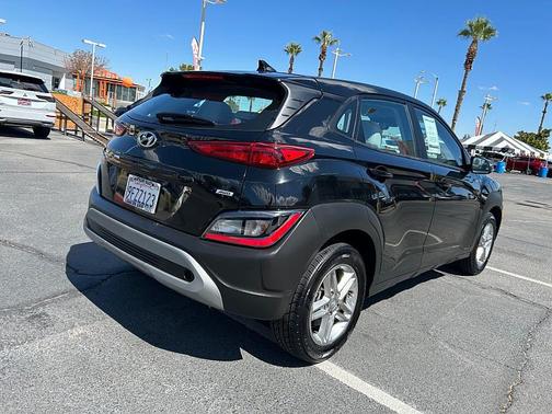 2023 Hyundai KONA SE