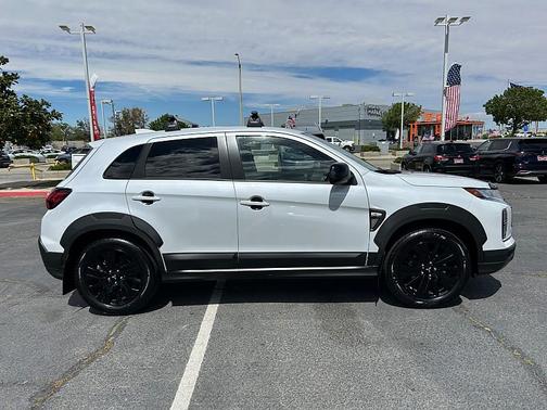 White Diamond 2026 Mitsubishi Outlander Sport 2.0 ES