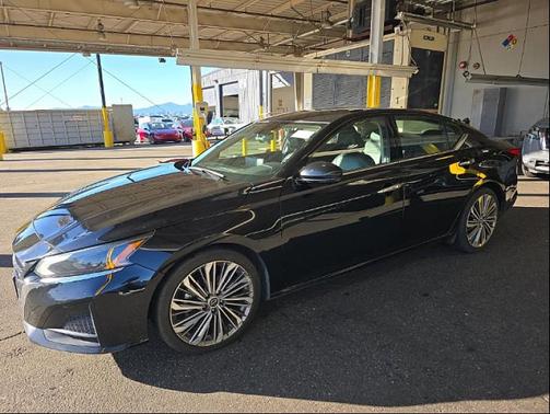 2023 Nissan Altima 2.5 SL