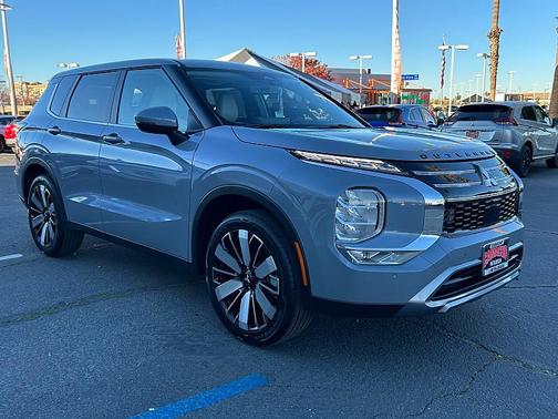 2026 Mitsubishi Outlander SE 1.5T 2WD