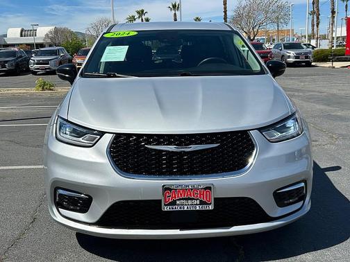 Silver Mist Clearcoat 2024 Chrysler Pacifica Touring L