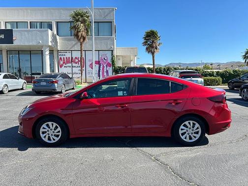 Scarlet Red Pearl 2020 Hyundai ELANTRA SE
