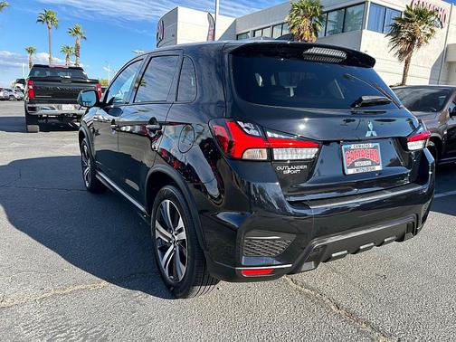 Labrador Black Pearl 2025 Mitsubishi Outlander Sport 2.0 ES