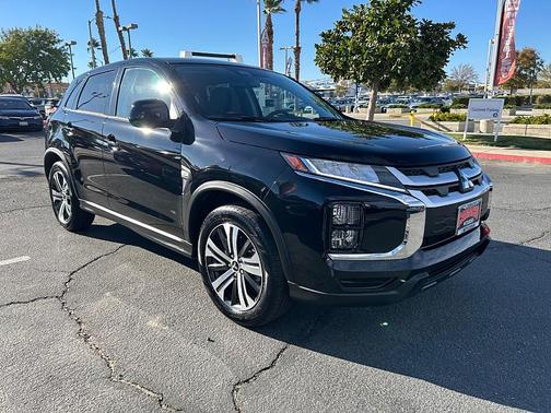 Labrador Black Pearl 2025 Mitsubishi Outlander Sport 2.0 ES