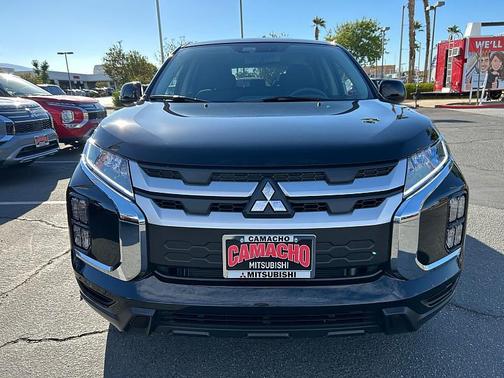 Labrador Black Pearl 2025 Mitsubishi Outlander Sport 2.0 ES